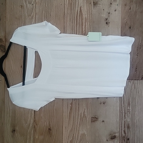 dept 222 Tops - Dept 222 Size Medium White Top with Cutout in Back NWT
